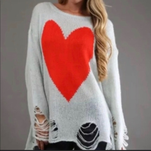 Wildfox white Label Happy Heart Distressed Sweater - Picture 2 of 7